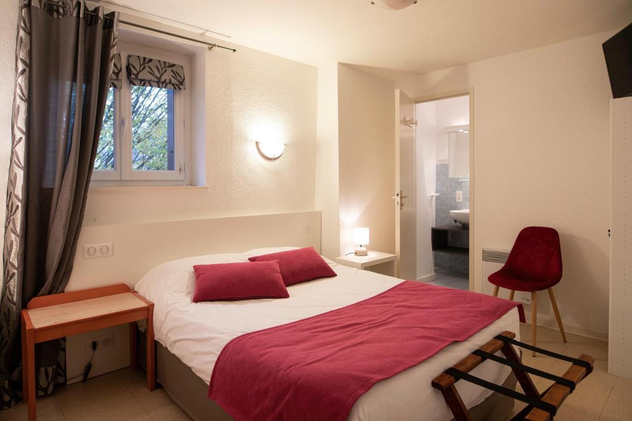 Logis Chez Germaine Hotel Geus-d'Oloron Exterior photo