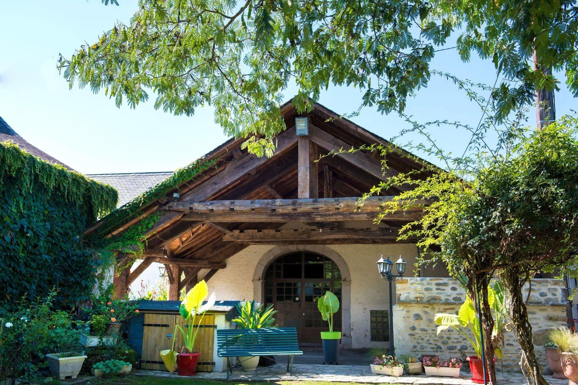 Logis Chez Germaine Hotel Geus-d'Oloron Exterior photo