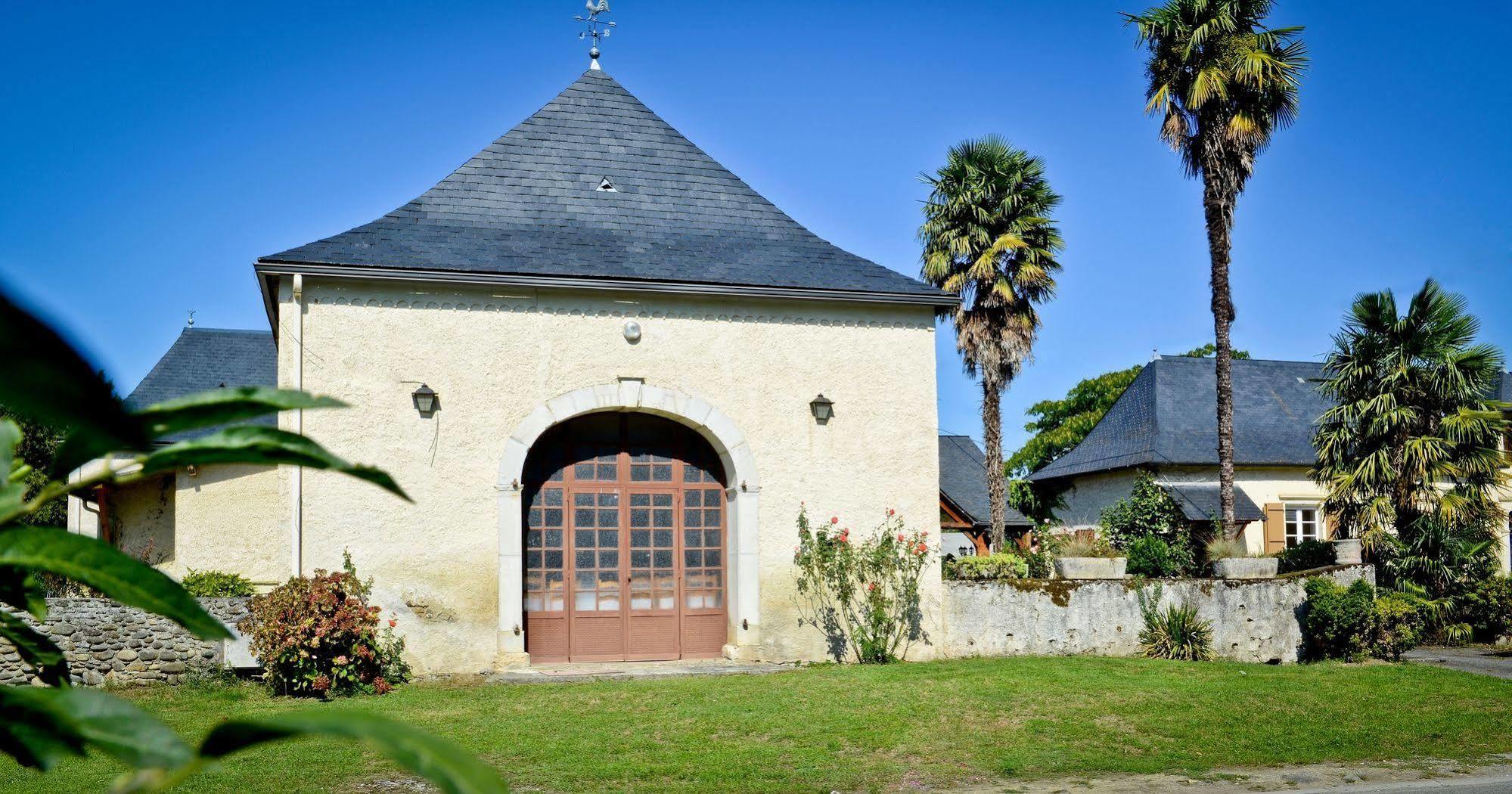 Logis Chez Germaine Hotel Geus-d'Oloron Exterior photo