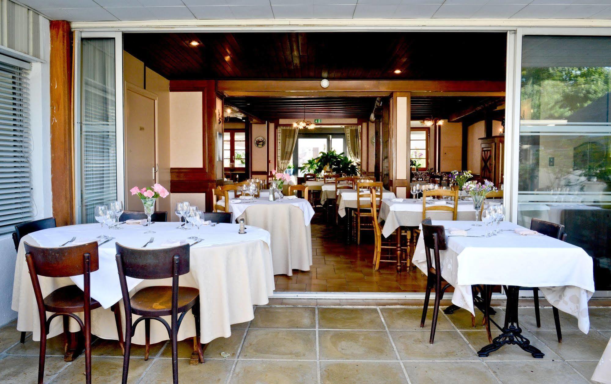 Logis Chez Germaine Hotel Geus-d'Oloron Exterior photo