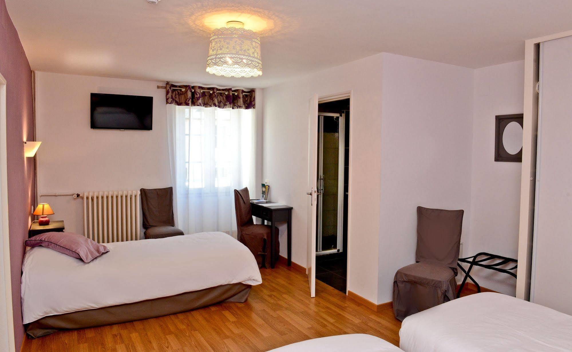 Logis Chez Germaine Hotel Geus-d'Oloron Exterior photo